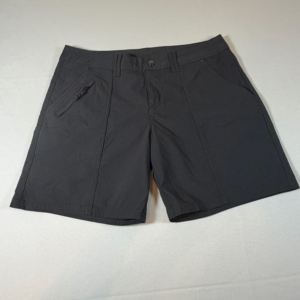 Title Nine Big B Womens Ripstop Hiking Shorts with a 7 inch inseam EUC size 8